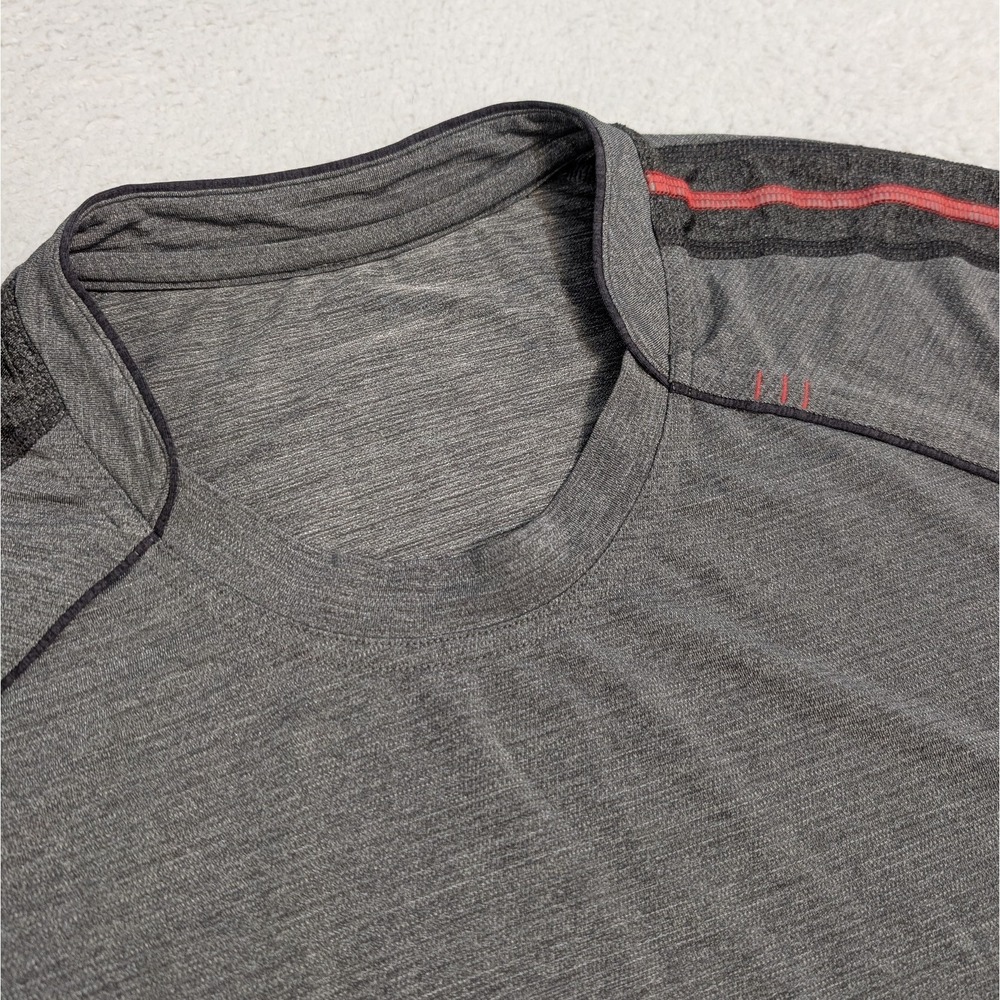 Lululemon Metal Vent Tech Short Sleeve Athletic Heathered Grey Sz L